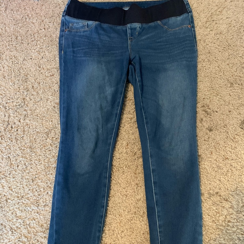 Old Navy brand maternity jeans - size 10